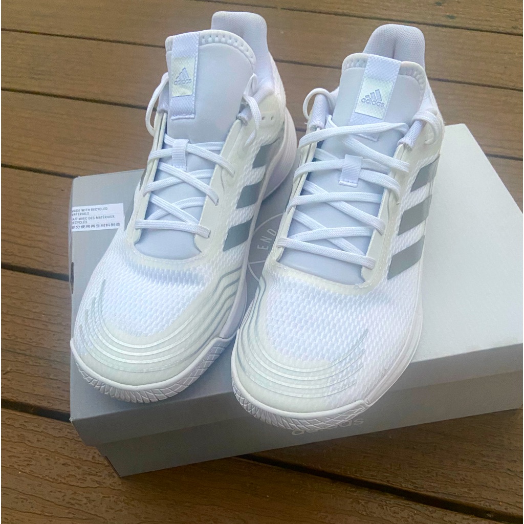 Adidas Noviflight Primegreen